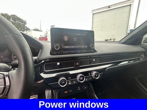 Used 2023 Honda Civic Sport image 10