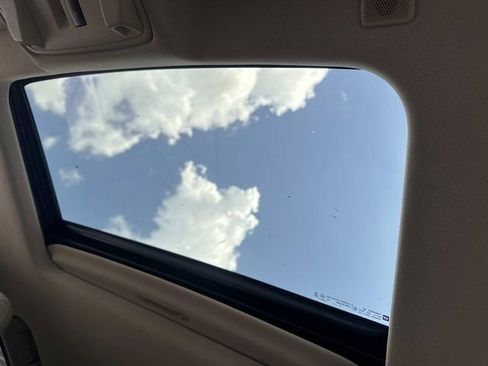 Used 2019 Cadillac Escalade Luxury image 23