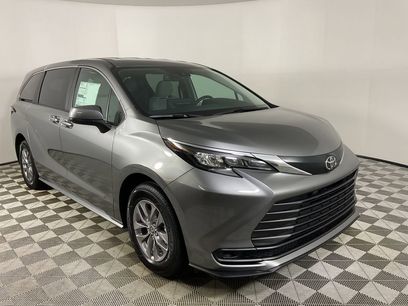 New 2026 Toyota Sienna LE