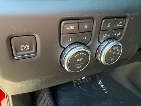 New 2026 GMC Sierra 1500 AT4 w/ AT4 Premium Package AWD/4WD image 8