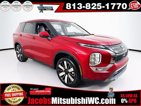 New 2025 Mitsubishi Outlander SE image 1