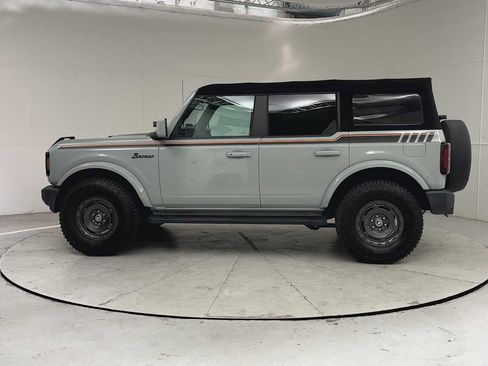 Used 2022 Ford Bronco Outer Banks AWD/4WD image 4