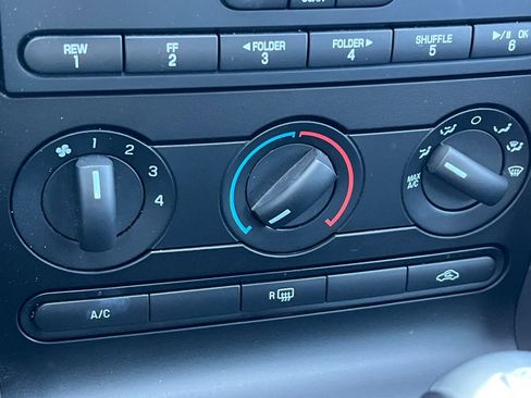 Used 2009 Ford Mustang Shelby GT500 image 18