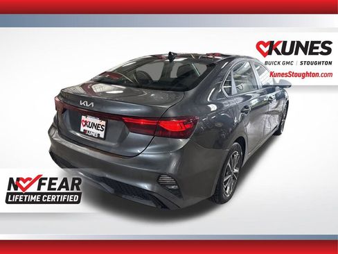 Used 2024 Kia Forte LXS image 10