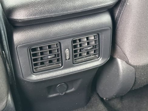 Used 2024 Toyota RAV4 LE image 15