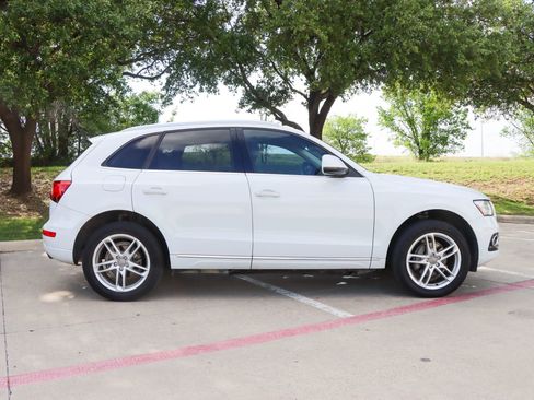 Used 2015 Audi Q5 2.0T Premium Plus AWD/4WD image 8