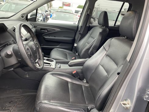 Used 2017 Honda Ridgeline RTL image 9