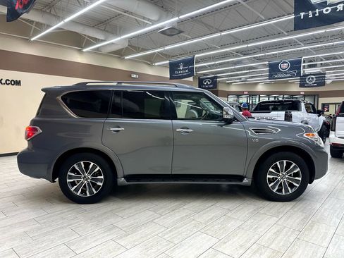 Used 2018 Nissan Armada SL w/ Moonroof Package image 6