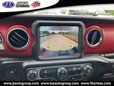 Used 2022 Jeep Gladiator Rubicon AWD/4WD image 18
