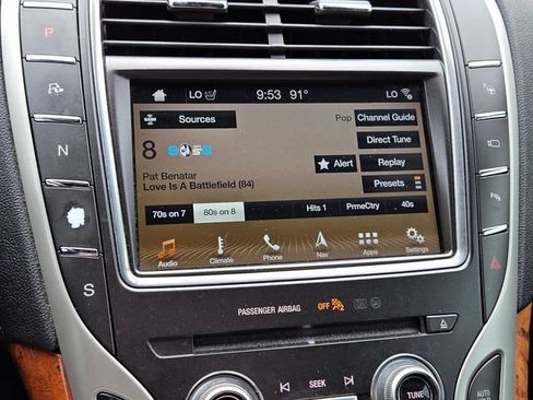 Used 2018 Lincoln MKX Reserve w/ Driver Assistance Package FWD image 26