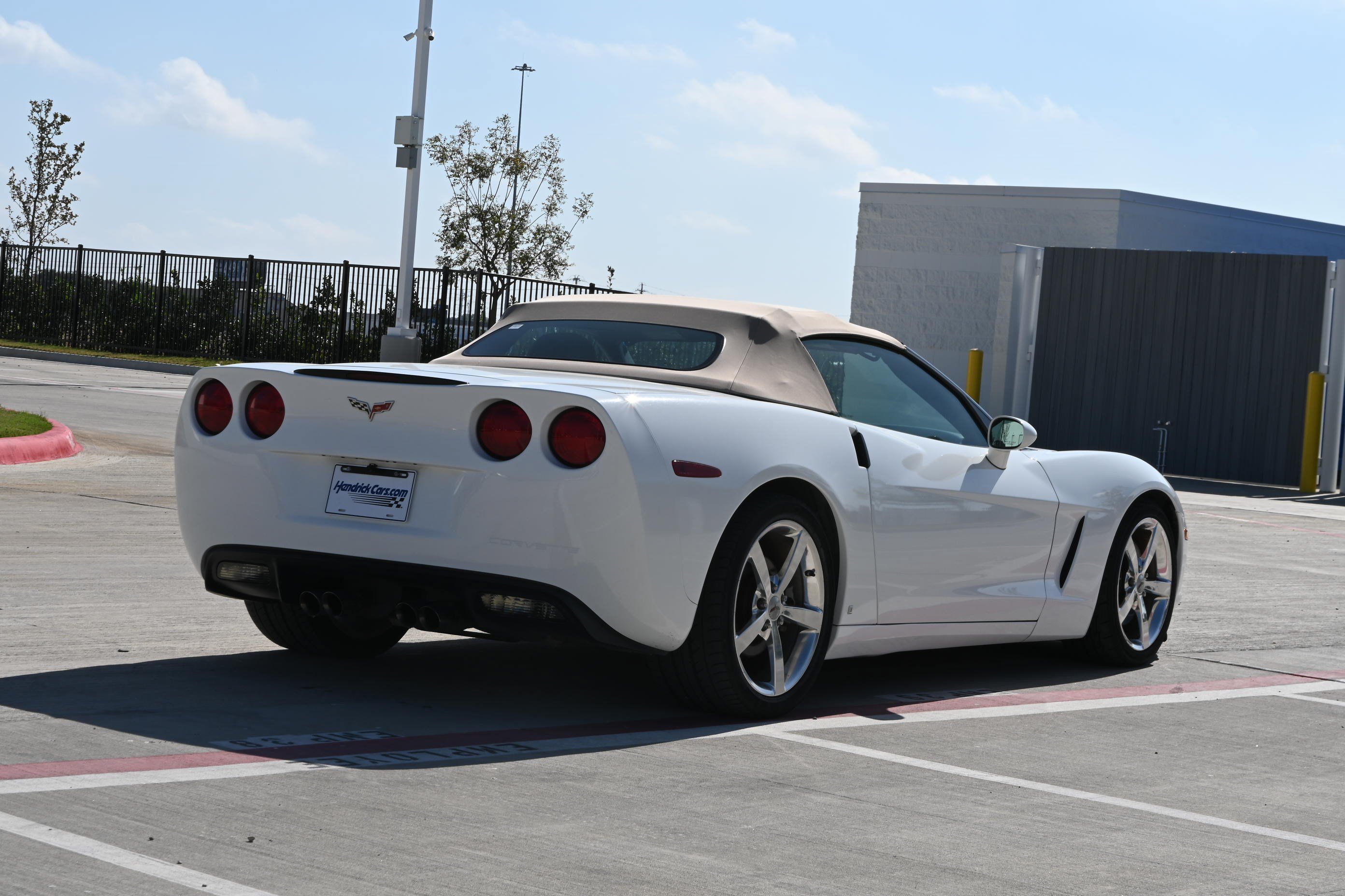 Used 2008 Chevrolet Corvette Convertible RWD image 9