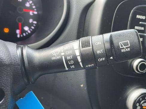 Used 2016 Kia Soul w/ Convenience Package FWD image 29