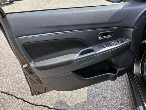 Used 2020 Mitsubishi Outlander Sport SE AWD/4WD image 15