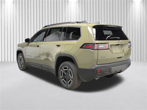 New 2026 Jeep Cherokee Laredo AWD/4WD image 5