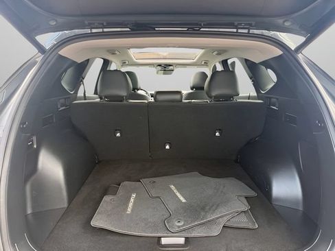 Used 2022 Hyundai Tucson Limited AWD/4WD image 11