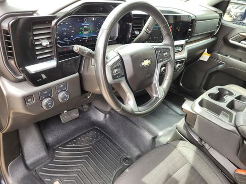 Used 2023 Chevrolet Silverado 1500 LT AWD/4WD image 21