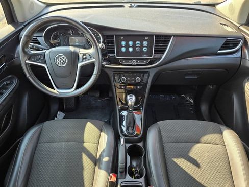 Used 2019 Buick Encore Preferred AWD/4WD image 17