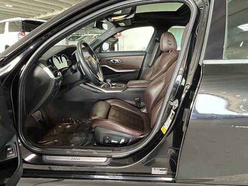 Used 2019 BMW 330i Sedan w/ Convenience Package image 7