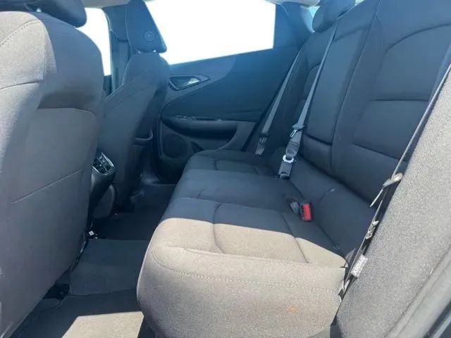 Used 2024 Chevrolet Malibu LT FWD image 17
