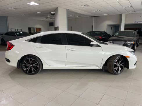 Used 2019 Honda Civic Sport image 8