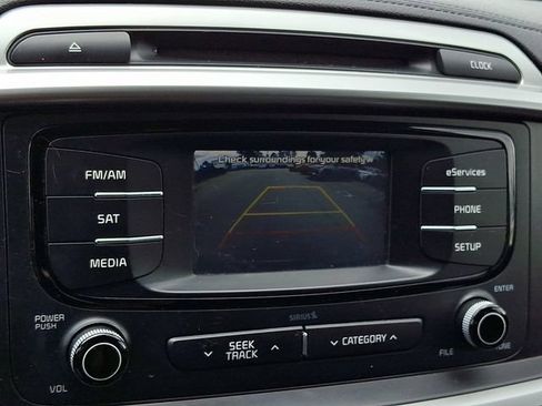 Used 2016 Kia Sorento FWD w/ LX Convenience Package image 19
