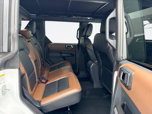 Used 2024 Ford Bronco Outer Banks AWD/4WD image 20