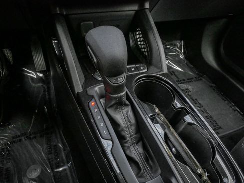 Used 2024 Chevrolet TrailBlazer LT w/ Driver Confidence Package image 25