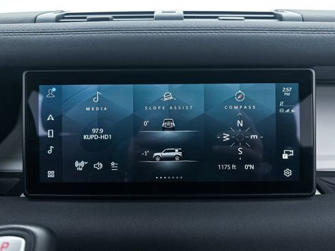 Used 2023 Land Rover Defender 110 S image 21