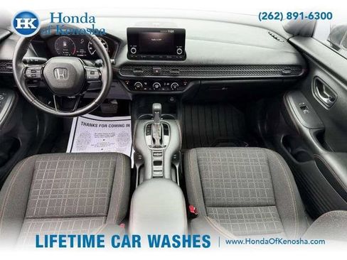 Used 2025 Honda HR-V Sport image 11