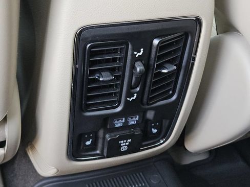 Used 2021 Jeep Grand Cherokee Summit w/ Platinum Series Group AWD/4WD image 36