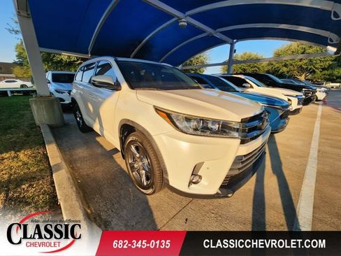 Used 2019 Toyota Highlander Limited Platinum AWD/4WD image 1