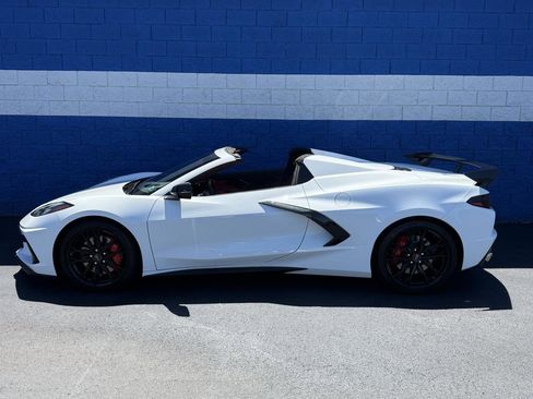 Used 2023 Chevrolet Corvette Stingray Premium Conv w/ Z51 Performance Package RWD image 17