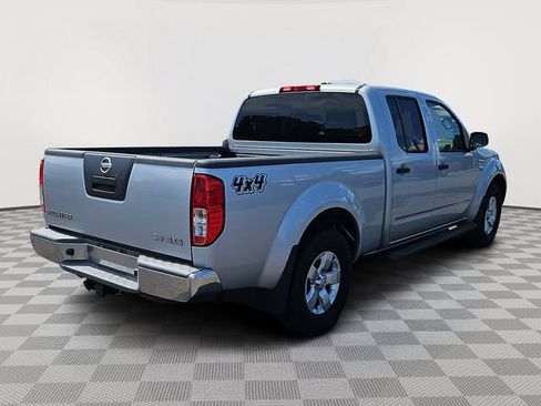 Used 2012 Nissan Frontier SV w/ SV Premium Utility Pkg AWD/4WD image 5