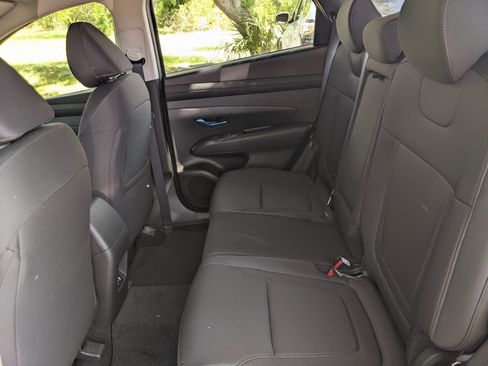 New 2026 Hyundai Tucson SE image 15
