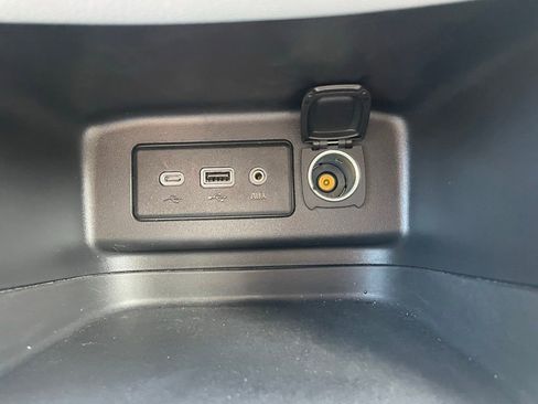 Certified 2023 Chevrolet Equinox LS w/ LS Convenience Package image 32