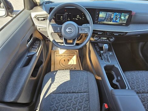 New 2026 Nissan Kicks SV image 6