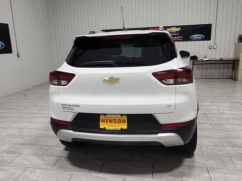 Used 2023 Chevrolet TrailBlazer LT FWD image 7