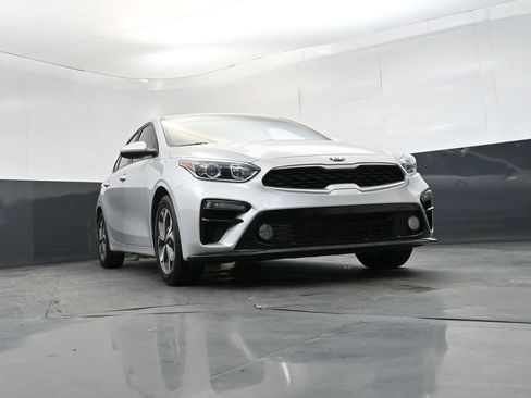 Used 2021 Kia Forte LXS FWD image 25
