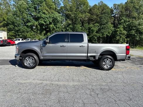 Certified 2024 Ford F250 Lariat AWD/4WD image 5