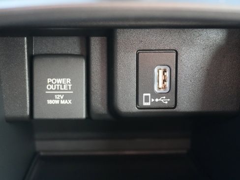 Used 2018 Honda Accord Sport image 35