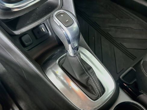 Used 2015 Buick Encore FWD image 23