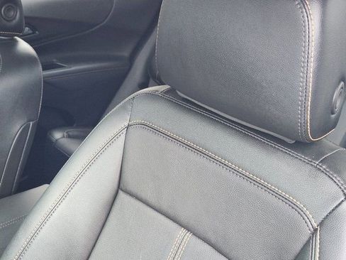 Used 2024 Chevrolet Equinox Premier image 20