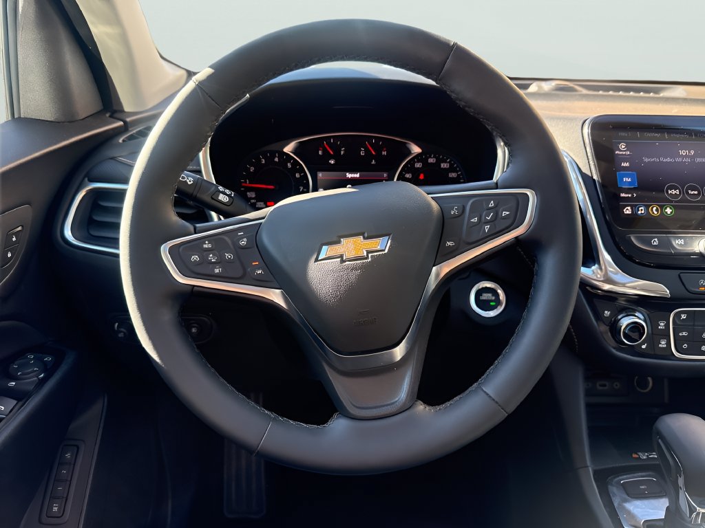 Used 2024 Chevrolet Equinox Premier AWD/4WD image 17