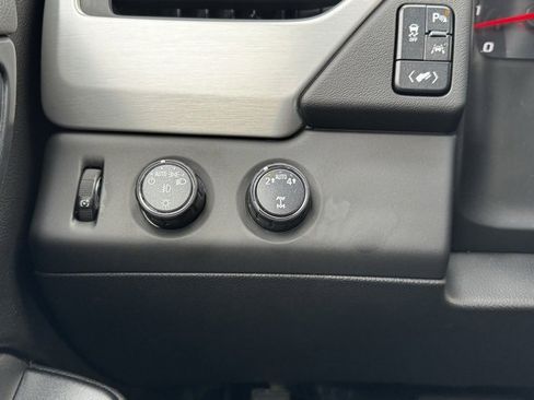 Used 2020 GMC Yukon SLT image 33
