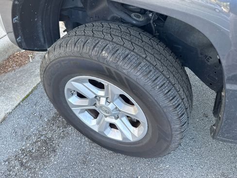 Used 2019 Toyota 4Runner SR5 image 8