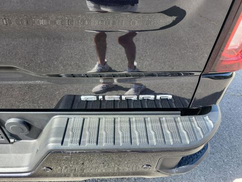 Certified 2022 GMC Sierra 1500 Denali w/ Denali Reserve Package image 4