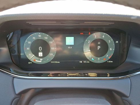 Certified 2025 Land Rover Range Rover Evoque Dynamic SE AWD/4WD image 21