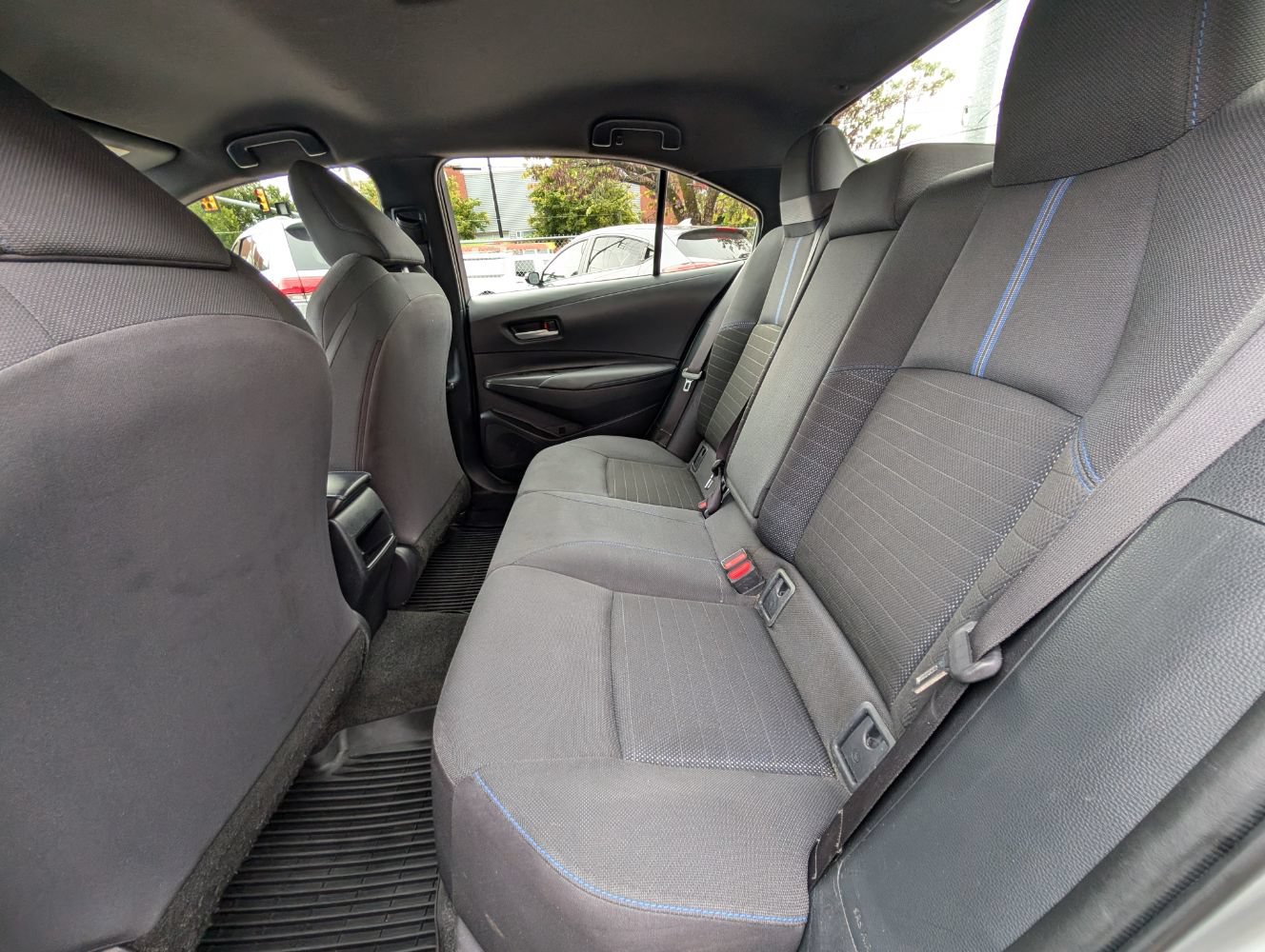 Used 2022 Toyota Corolla SE FWD image 17