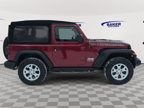 Used 2021 Jeep Wrangler Islander image 2