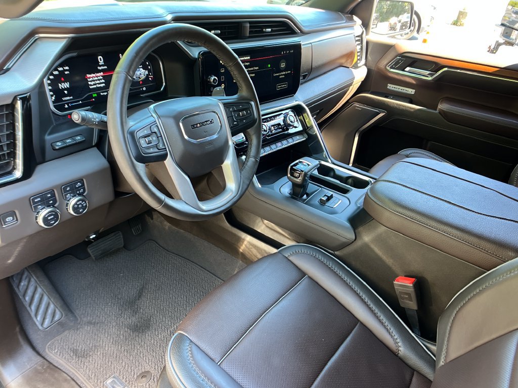 Used 2024 GMC Sierra 1500 Denali w/ Denali Reserve Package AWD/4WD image 10